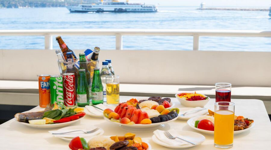İstanbul Tekne İle Adalar Turu ( Heybeli, Büyükada)