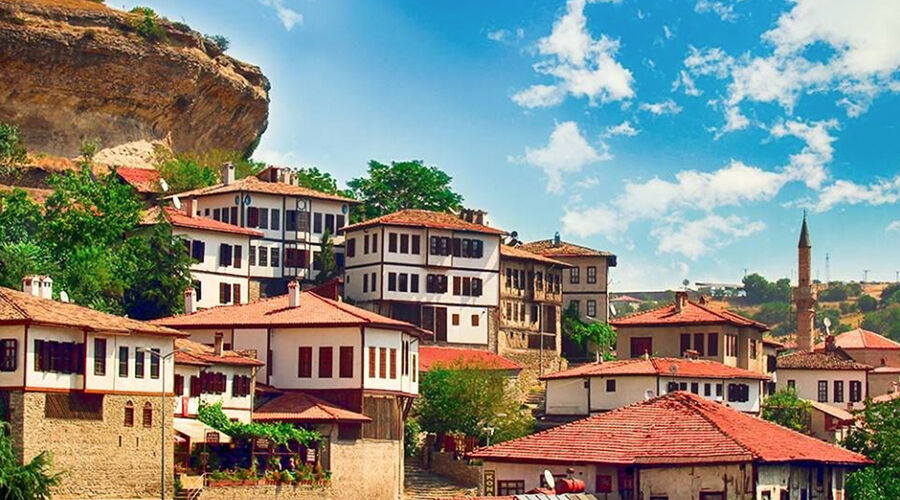 Sevgililer Günü Safranbolu Ulaşımlı Otel Paketi  (1Gece Otel)