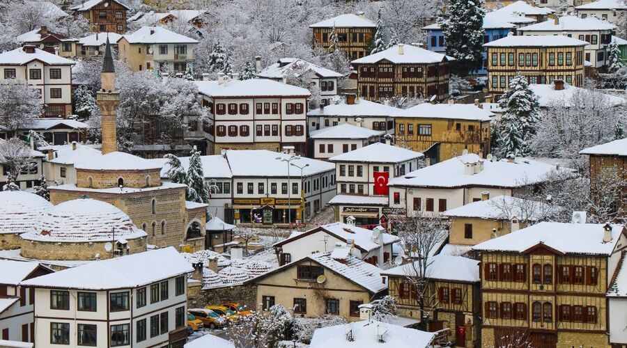 Sevgililer Günü Safranbolu Ulaşımlı Otel Paketi  (1Gece Otel)