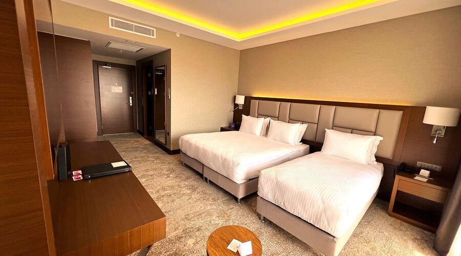 Yılbaşı Yalova Crown Plaza Hotel