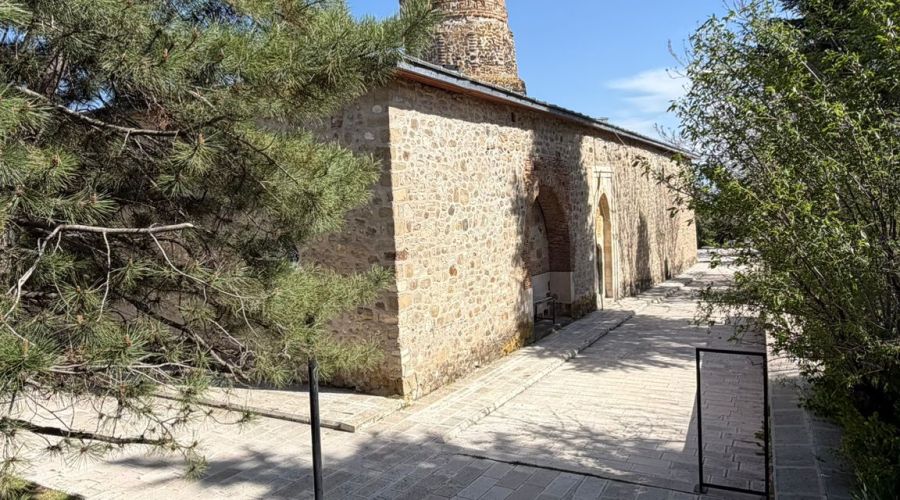Uçaklı Butik Sivas Divriği Kemaliye Elazığ Turu