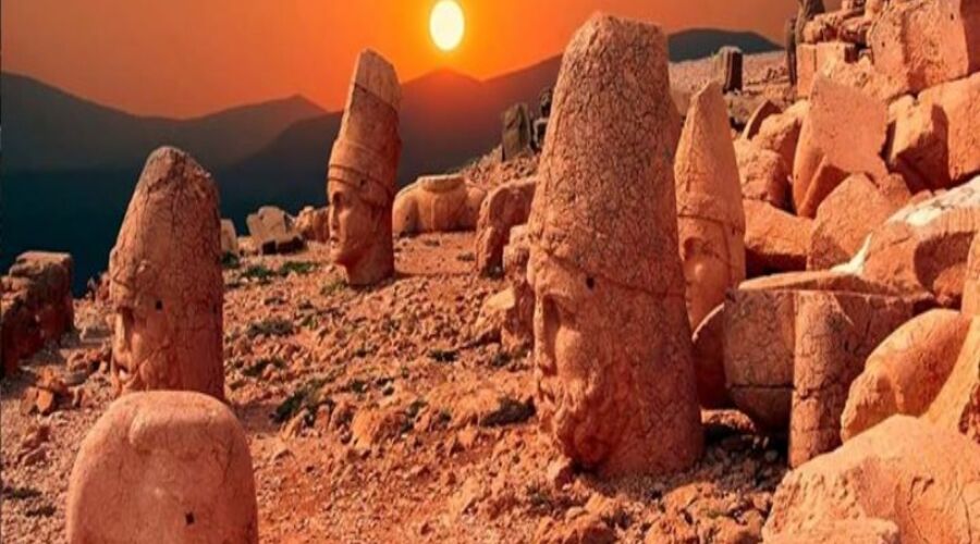 Uçaklı Butik Urfa Göbeklitepe Nemrut Diyarbakır ( 2 Gece 3 Gün )