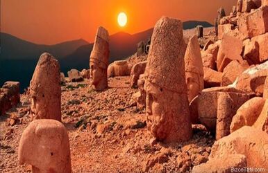 Uçaklı Butik Urfa Göbeklitepe Nemrut Diyarbakır ( 2 Gece 3 Gün )