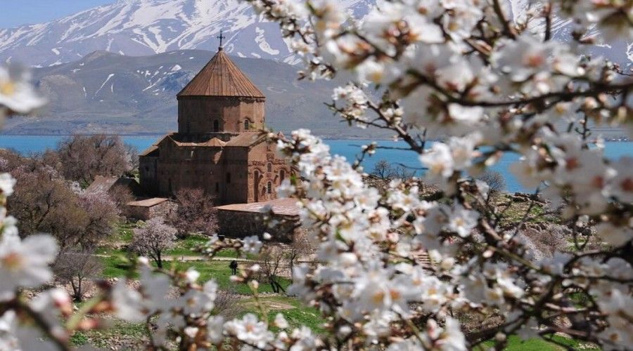 Van Gölü Ekspresi ile Erzurum Kars Nahcıvan Van Bitlis Turu